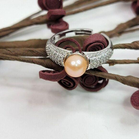 Pure Chic 925 Sterling Silver Adjustable Ring with Peach Freshwater Pearl - Picture 5 of 5